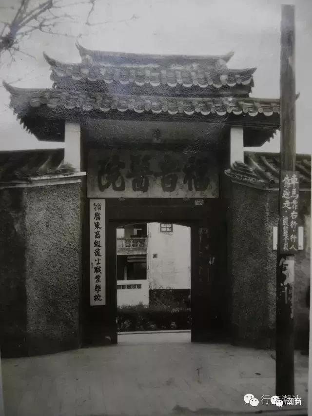 致敬中国老医师,致敬中国医生楷模