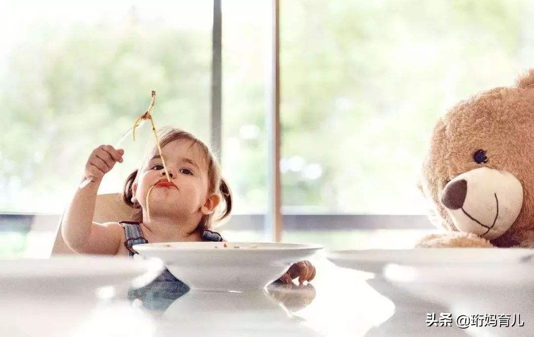 用白酒给宝宝退烧会有什么危害,用酒精给宝宝退烧导致死亡