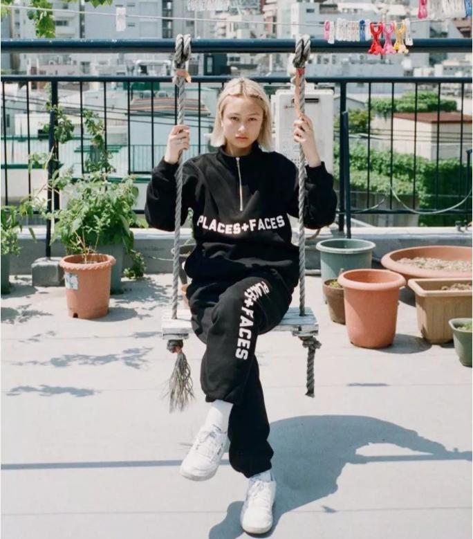 palace潮牌宽松大三角幻影卫衣,英国品牌palace