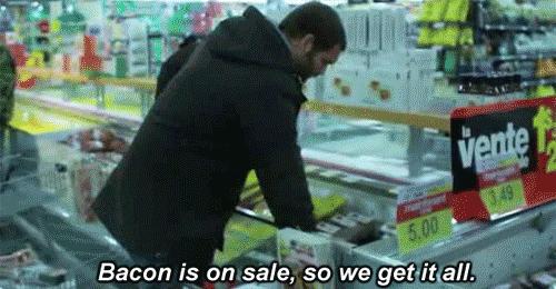 年轻人唯一的出路就是攒钱,把债还清后下一步就是攒钱