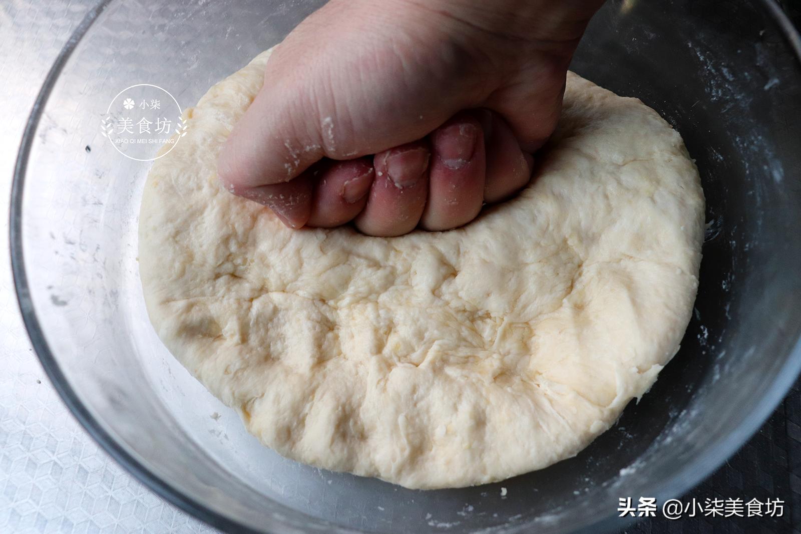 油条当天怎么炸出来又软又蓬松,油条不用泡打粉怎么做酥脆松软