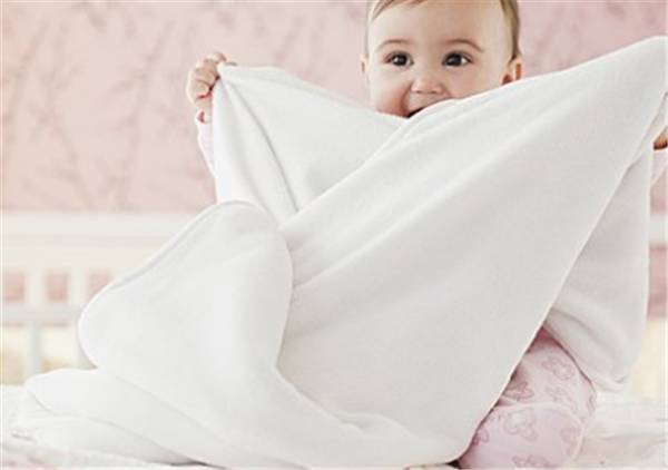 化妆品过期了还能用吗老爸评测,过期的护肤品化妆品千万别扔