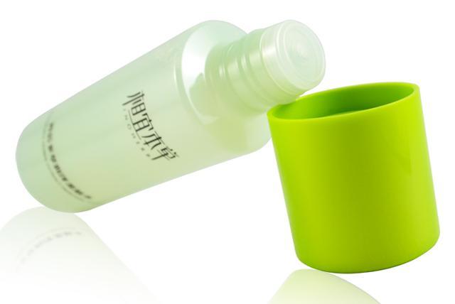 提亮肤色的爽肤水测评:让肌肤爆出水,从此远离肌肤干燥起皮