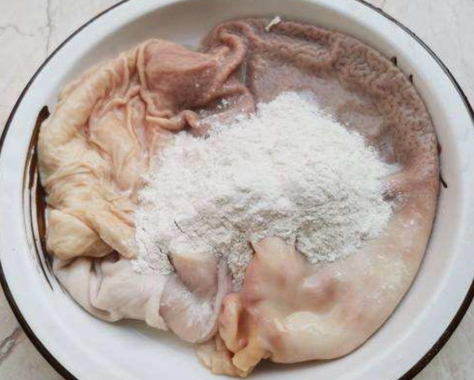 洗猪肚用米醋行吗,洗猪肚要用小苏打吗