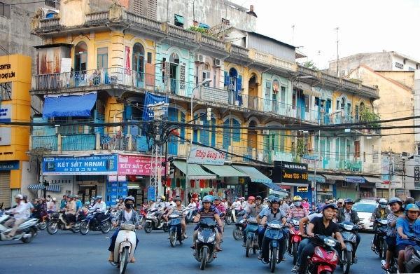 越南灯红酒绿在哪里,越南夜晚灯红酒绿的风情