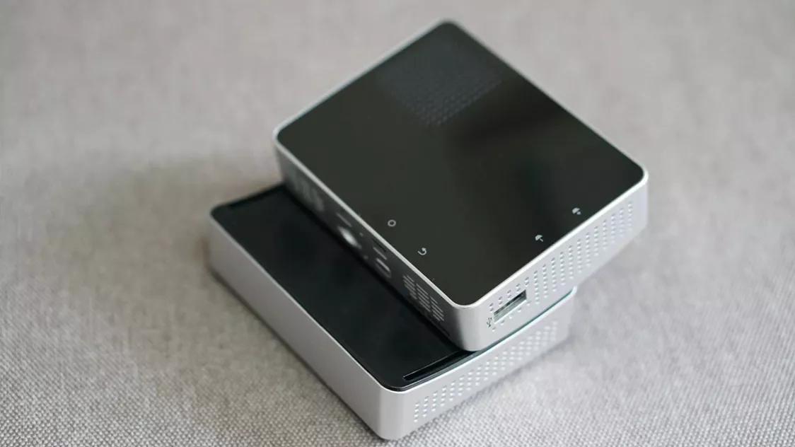 家用高清无线投影仪随身携带,投影仪随身