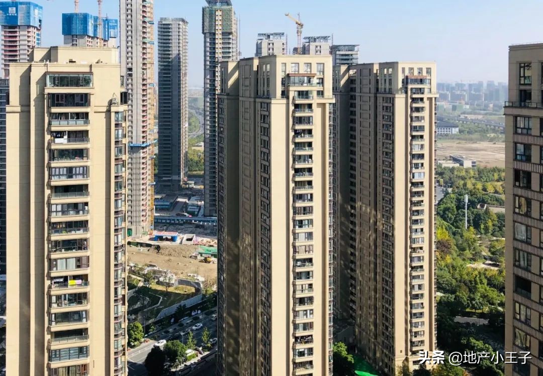 奥特三兄弟最新进展,奥体新三兄弟哪个好