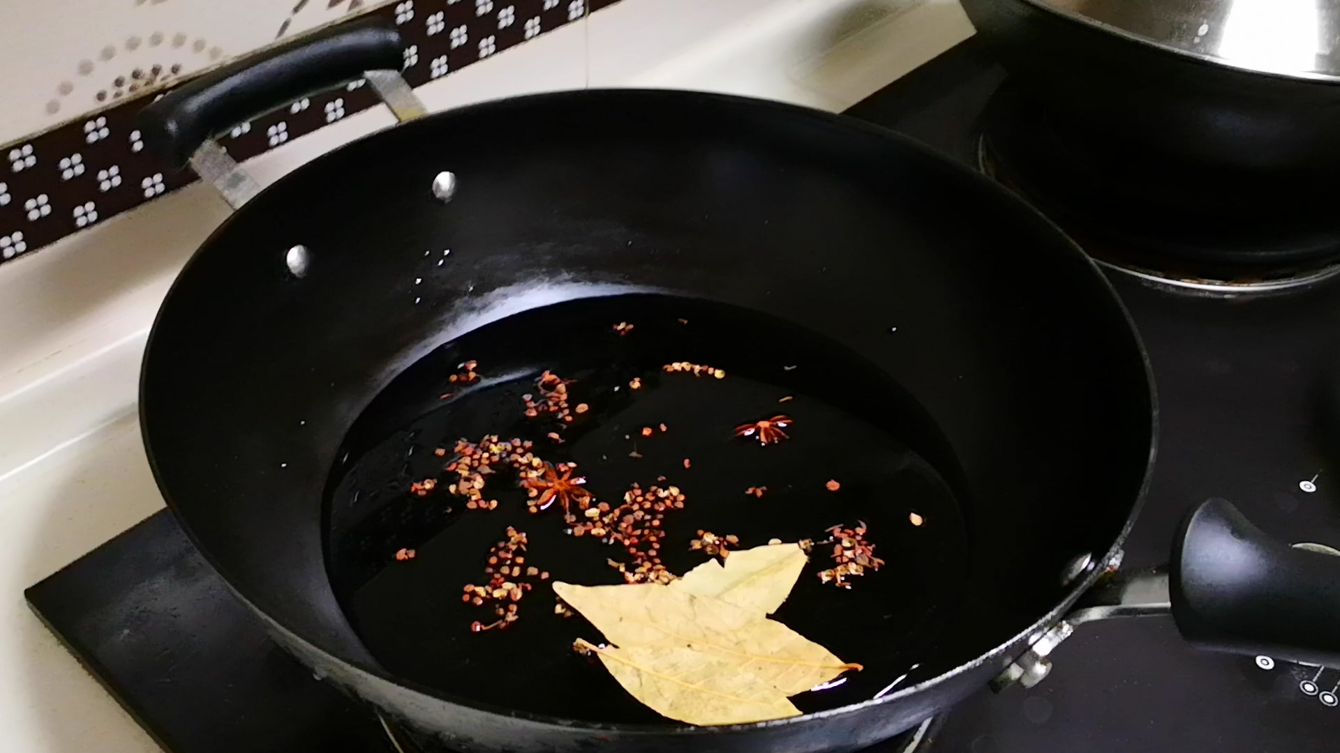 腌黄瓜怎么保持不变色,腌黄瓜要怎么腌