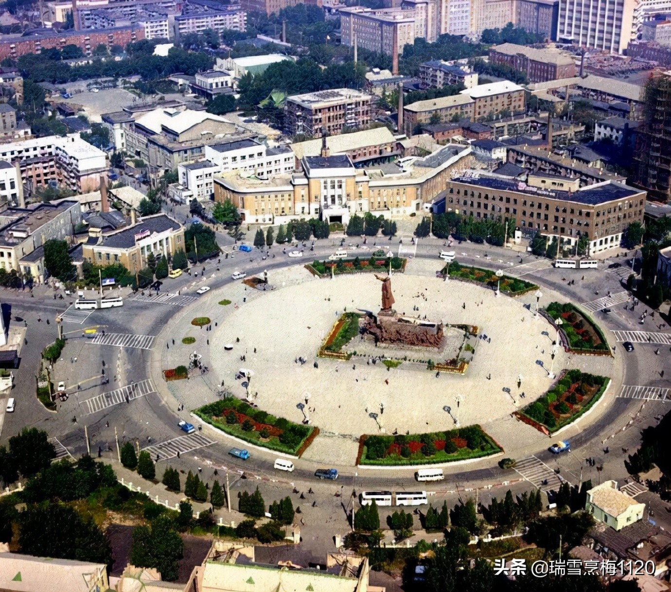 沈阳旧影|老照片：沈阳中山广场组图·历史沿革