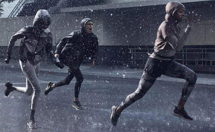 下雨跑步怎么穿,跑步防水的技巧