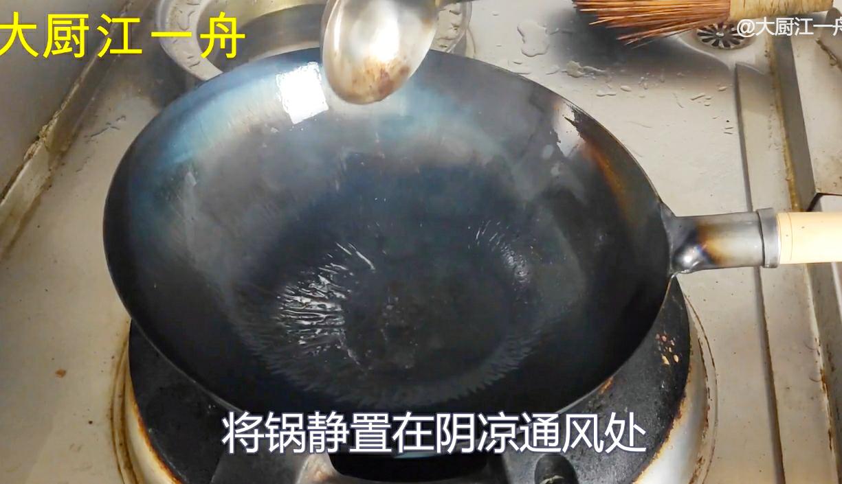 买的新铁锅开锅的正确方法不粘锅,新买的铁锅正确开锅不生锈不粘锅