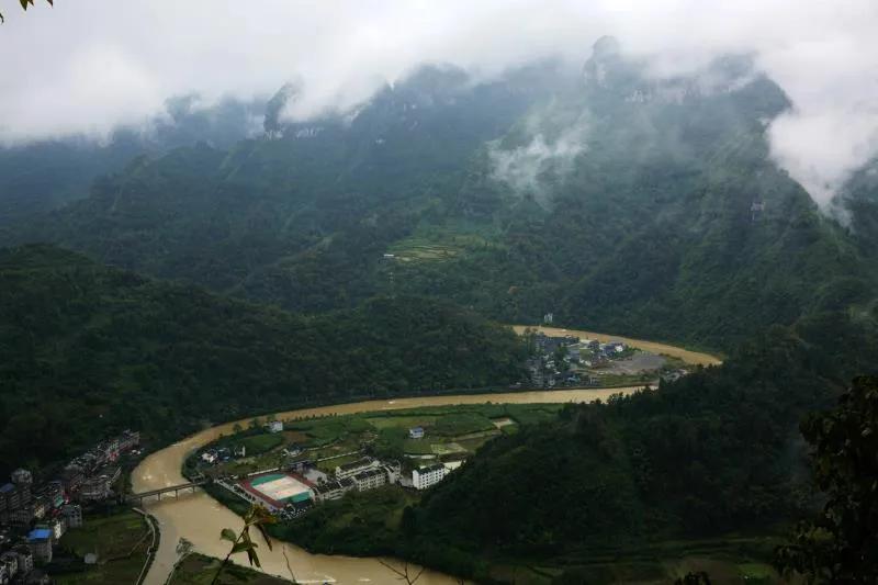 矮寨特大悬索桥收费,矮寨特大悬索桥造价