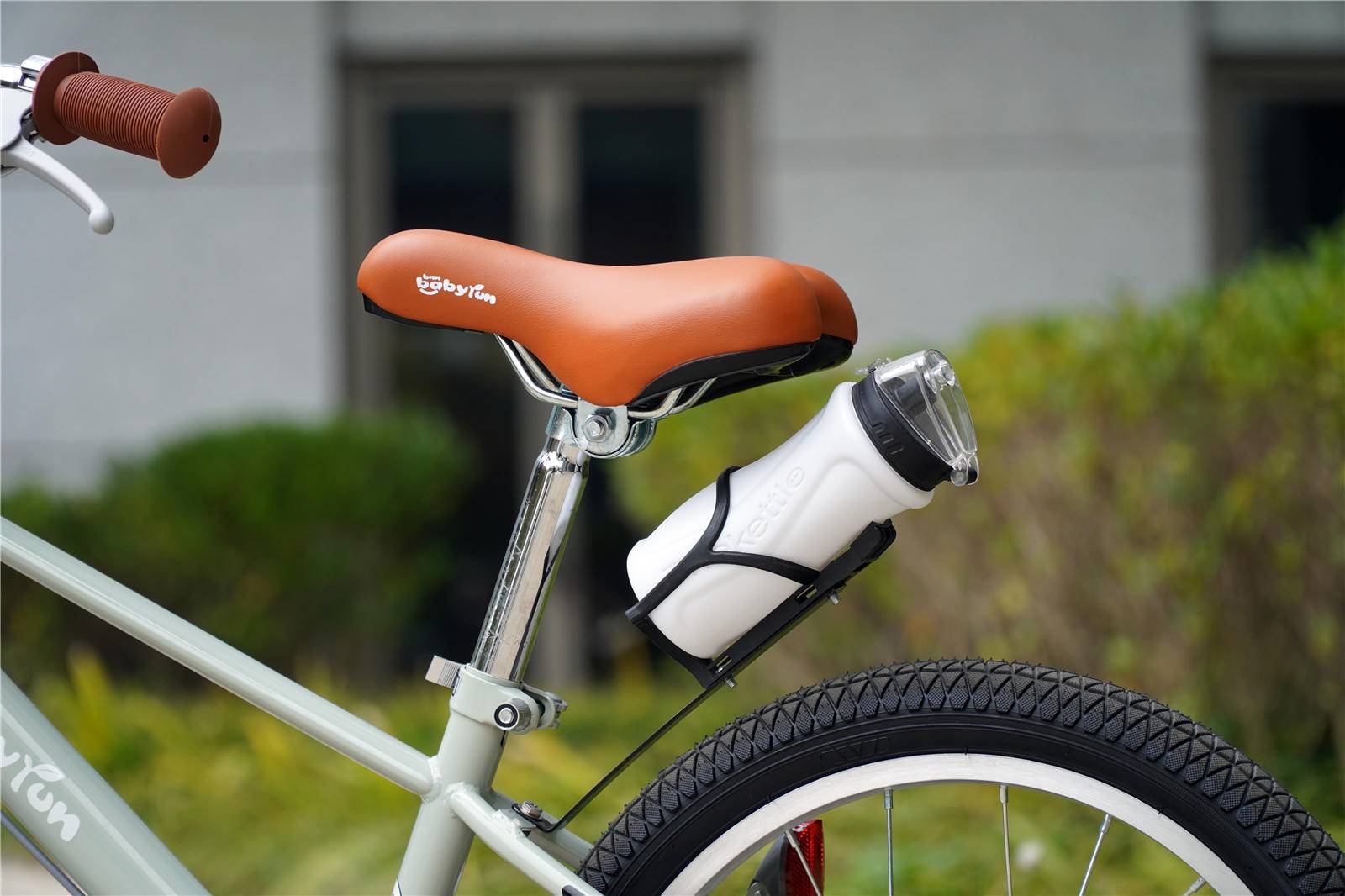 什么礼物让孩子一直挂念你?Babyrun萌骑奇儿童自行车测评