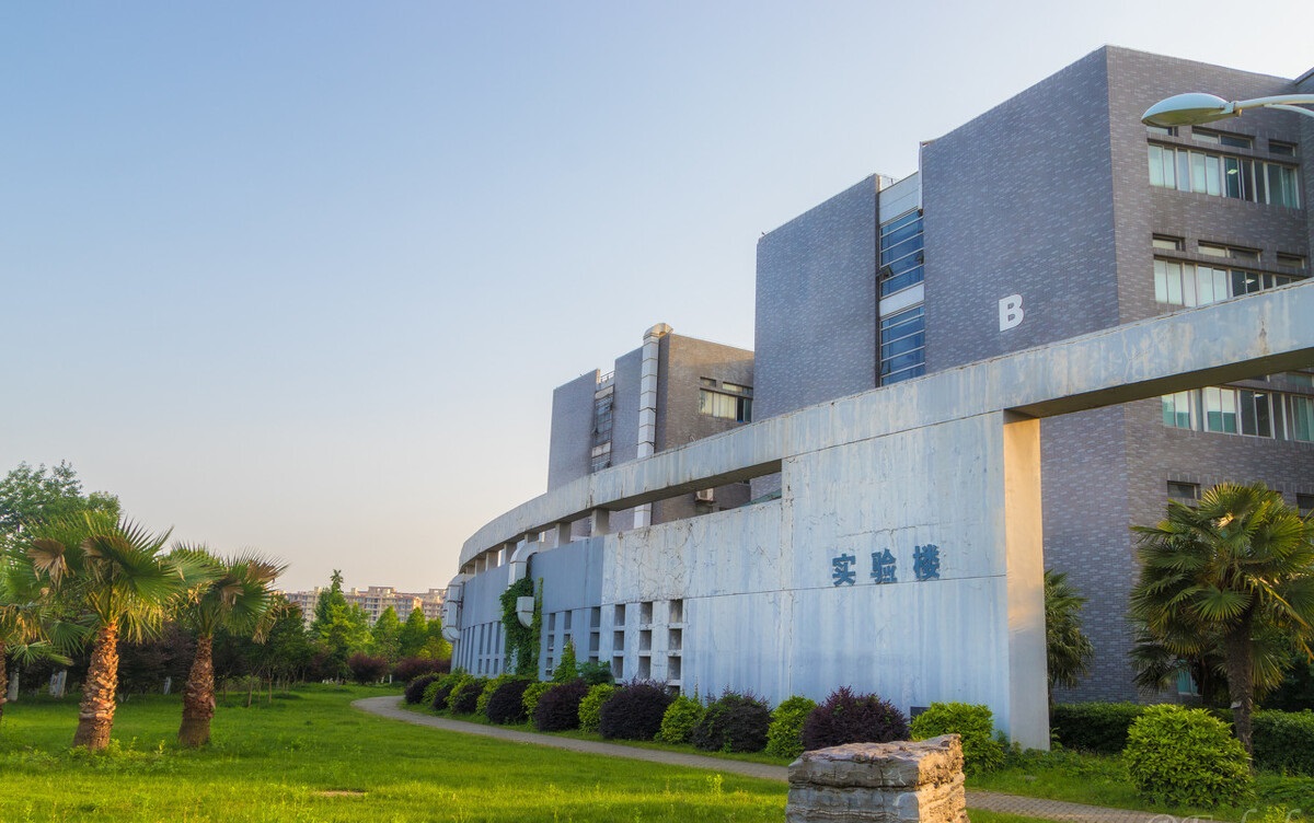 药科大学盘点：中国药科大实力最强，沈阳药科大的药剂学首屈一指