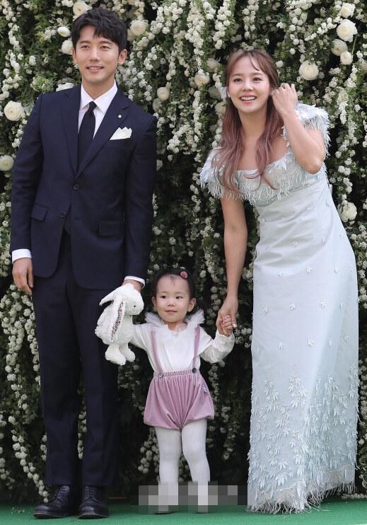 林允儿和sm的关系,林允儿和sm艺人们