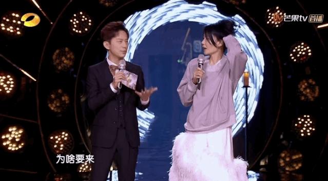 王菲广告大赏完整版,发几张王菲在90年代初做的广告