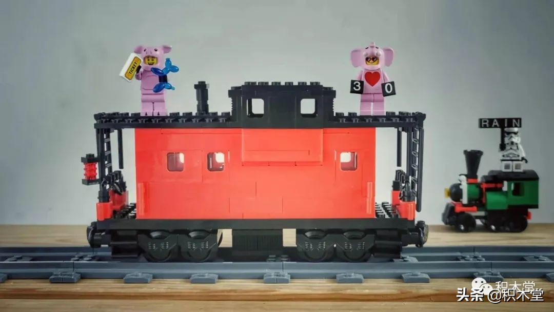 乐*官高**方套内moc最多的一款10183