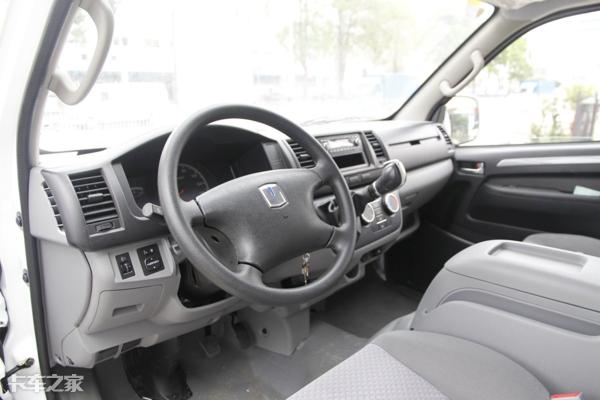 吉利e6新能源5座厢式货车,吉利远程新能源4.2厢货车配置介绍