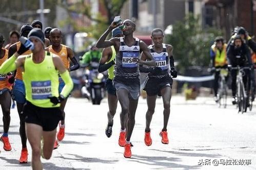 马拉松运动员赛前是怎么排便,马拉松怎么解决排泄问题