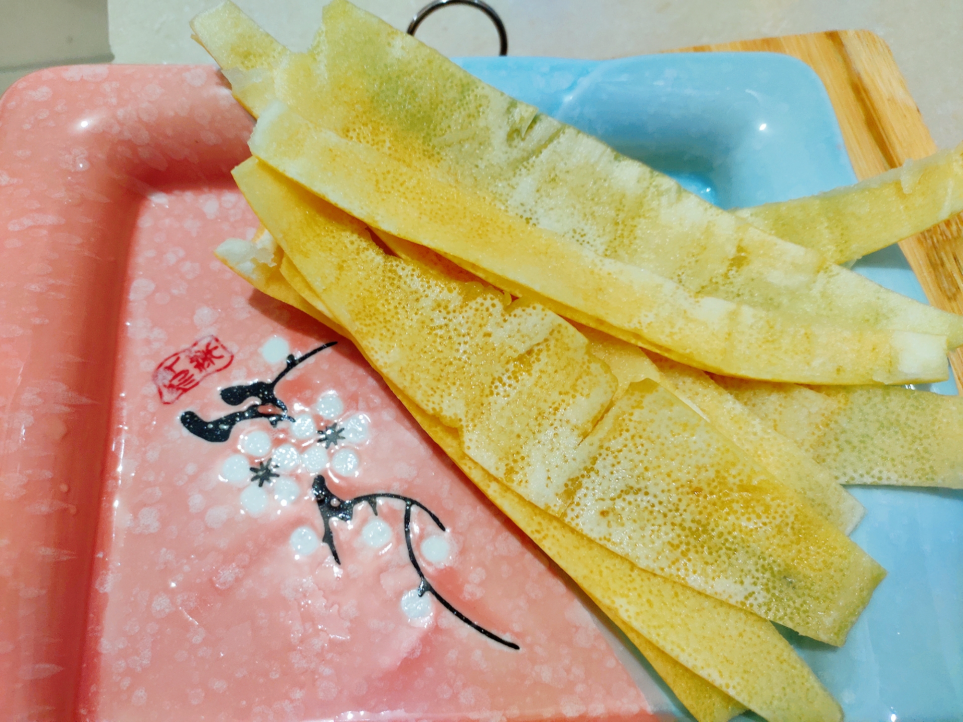 蜂蜜柚子茶怎么做才没有苦涩味,如何去除柚子瓤的苦味