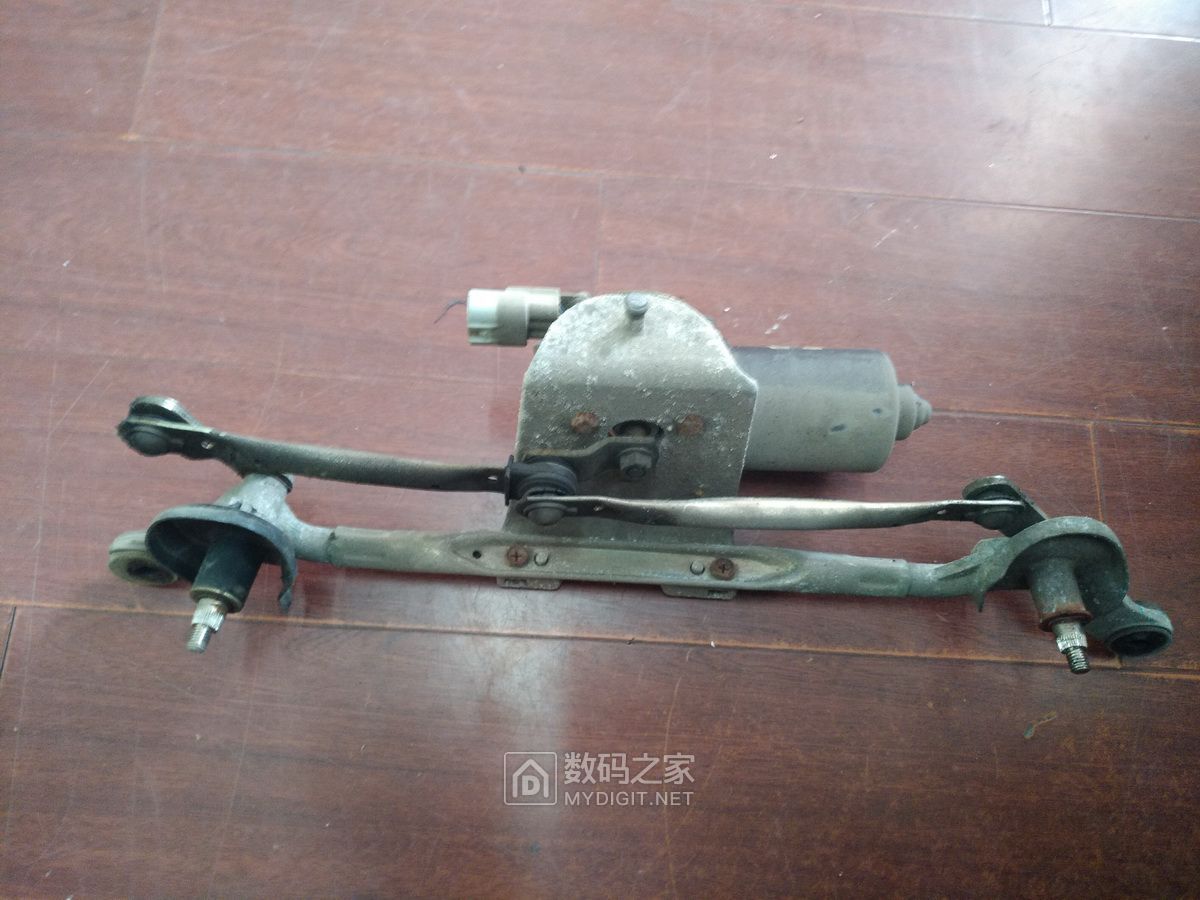 最老款长城c30怎么换雨刷,长城c30雨刷器喷嘴拆卸视频