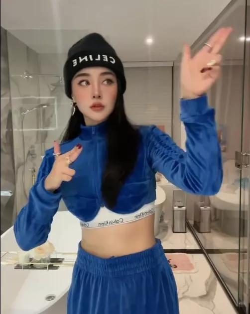 评孟美岐就被短信轰炸?运营商称或是粉丝团所为,李杨璐深夜怼黑