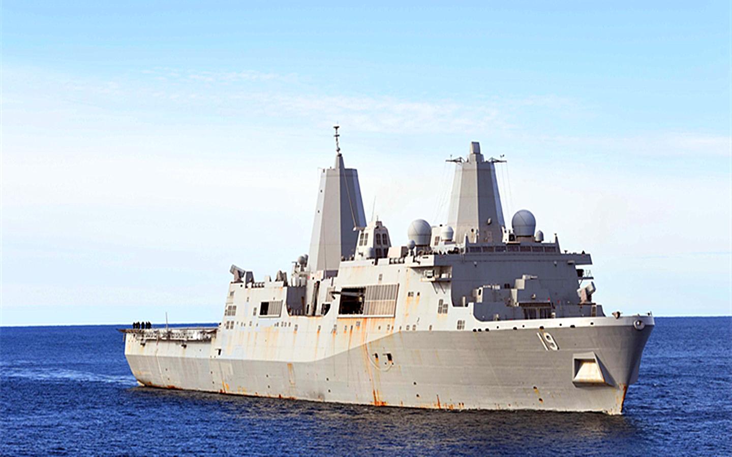 美国海军建造过的两栖攻击舰,世界各国两栖船坞登陆舰
