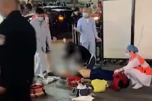 当老板不容易任何人都可以离场,与其上班混日子不如摆摊当老板