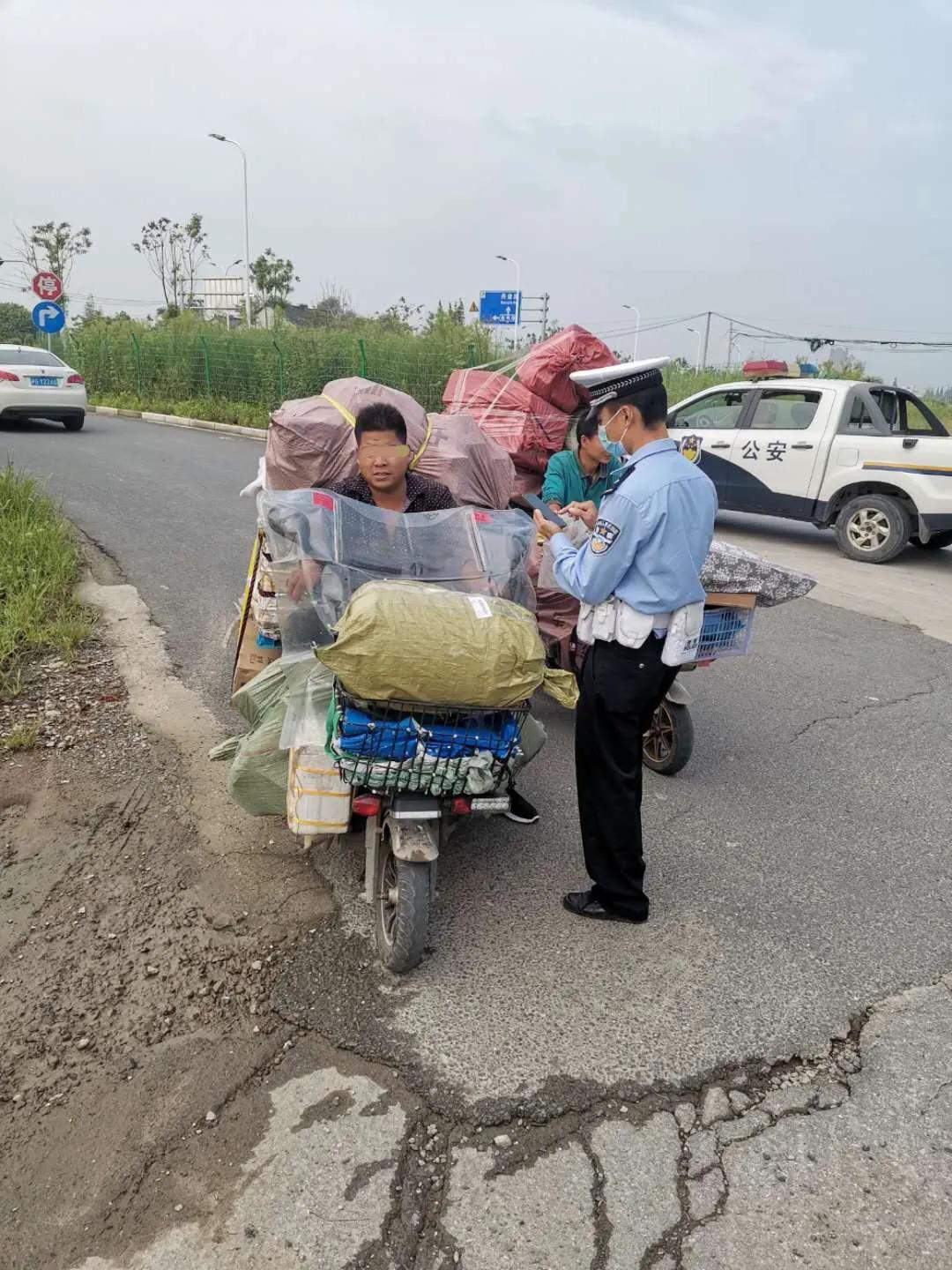 上海多名外卖骑手如何行政处罚,解决外卖骑手交通违法的措施
