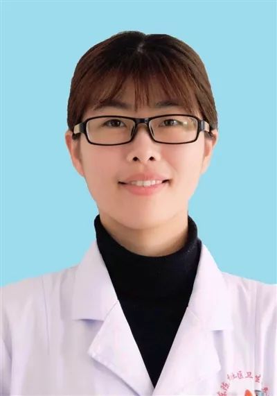 向广大患者致以新春的问候,向全国广大医务者祝贺医师节