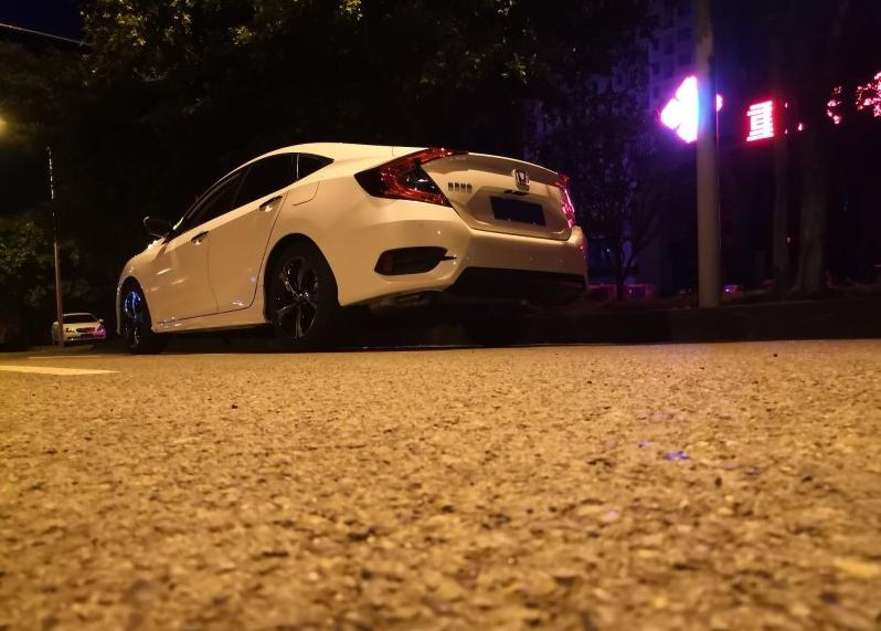 落地十七万的本田思域值得推荐吗 (十七万落地的本田思域值得吗)