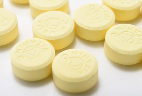 冬季脸上干燥过敏泛红,冬季皮肤过敏泛红发痒小妙招