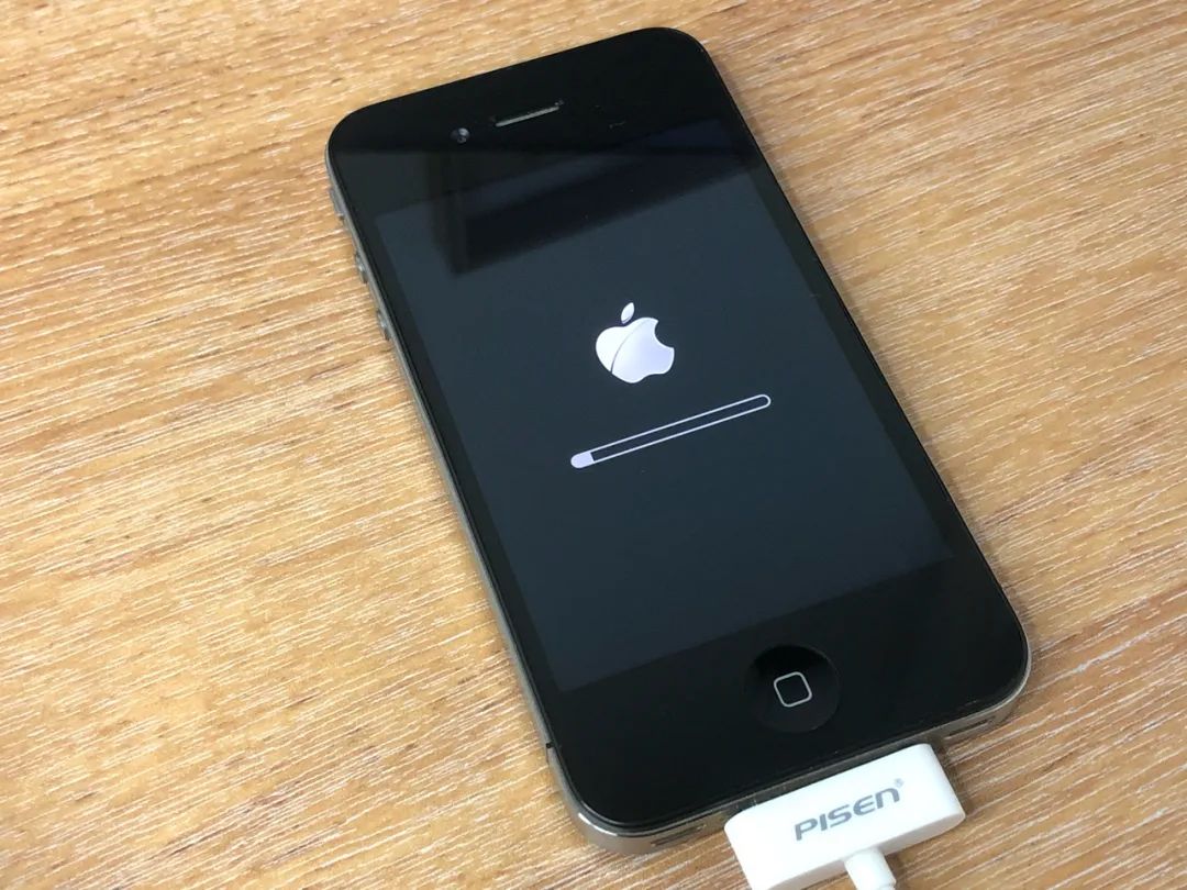 iphone4降级ios6.1.2,iphone4如何降级到ios6版本