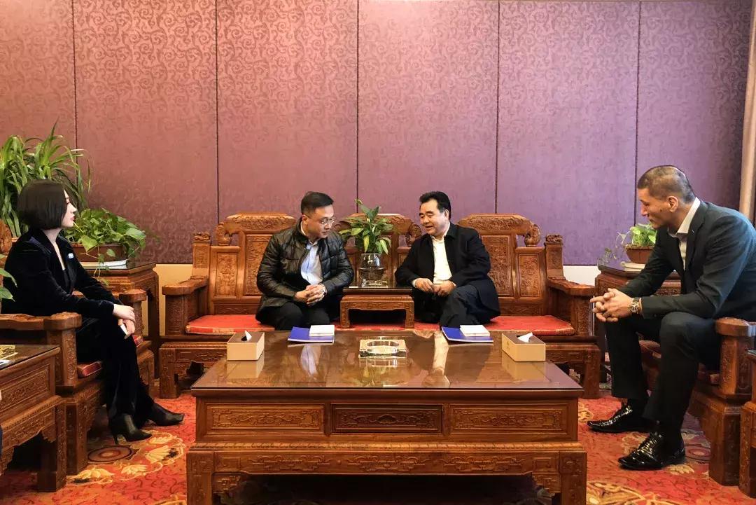 深蓝国际董事局主席丁凯赴甘肃省张掖市考察