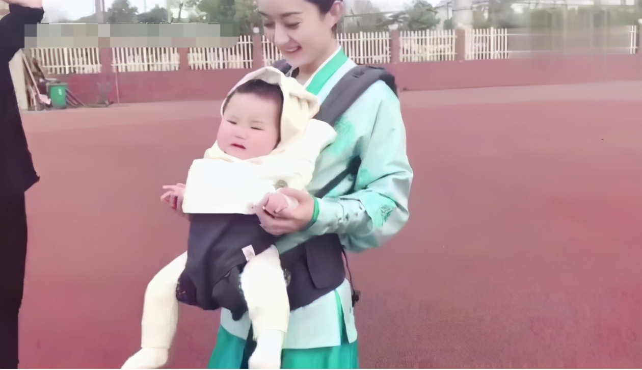 赵小刀卧室曝光，床上“骨盆正骨器”让宝妈红了眼：十生9疼一苦