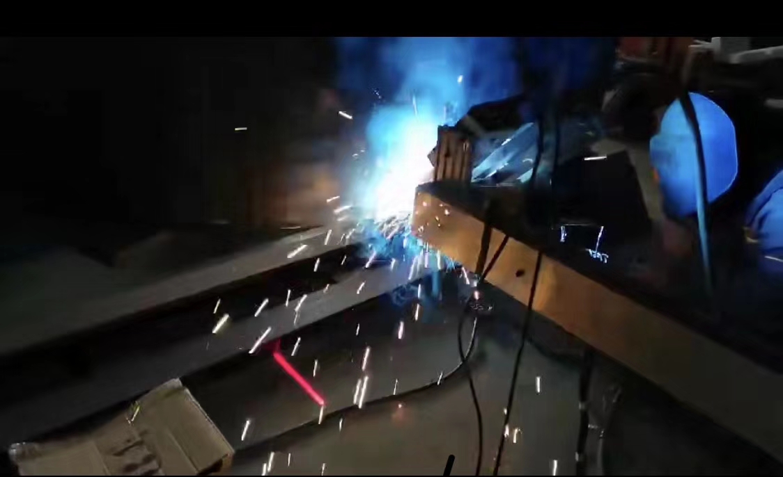 焊缝激光自动跟踪系统,激光焊缝自动跟踪研究方案