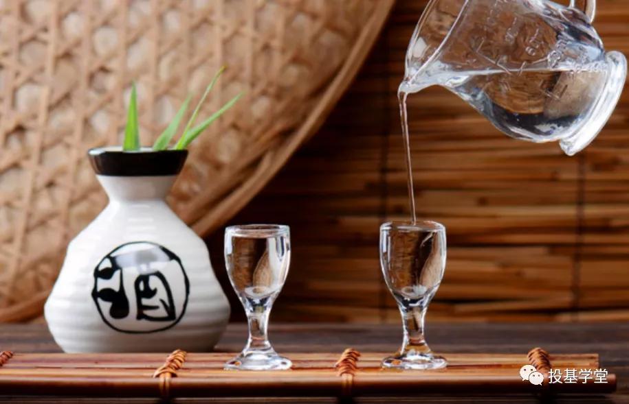 新手玩股票如何选股,股票新手怎么学炒股