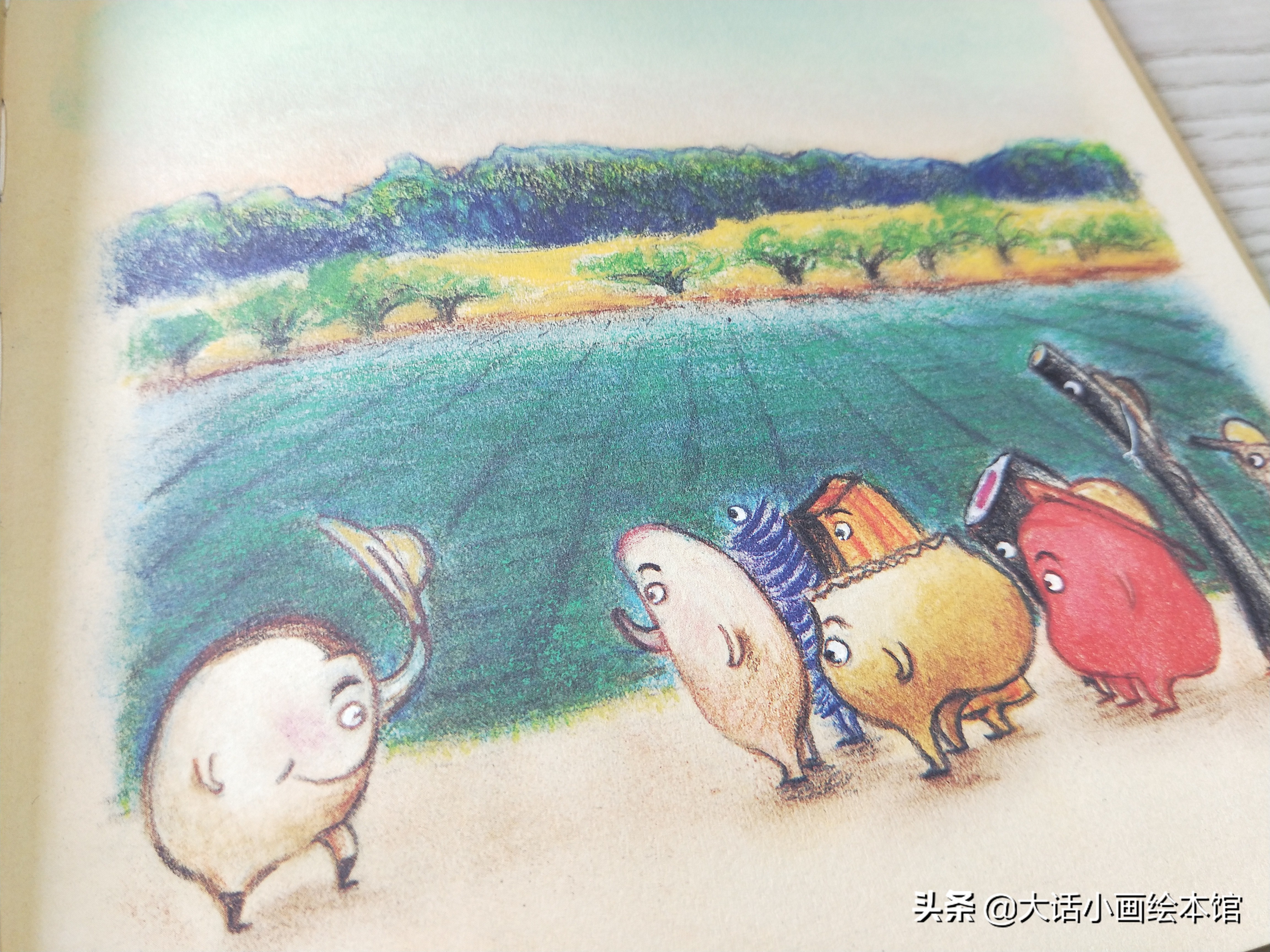 “嘿哟嘿哟嘿”，喊着号子，跟着饭团一起去插秧