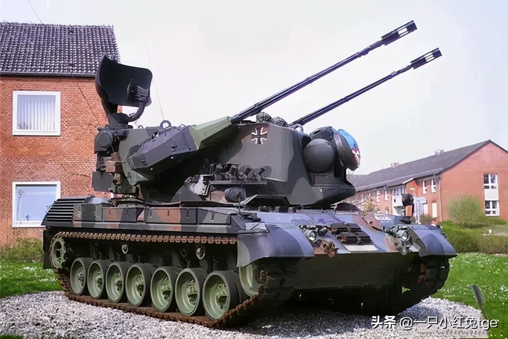 那些年给兔子整装备的西方国家「4」:瑞士