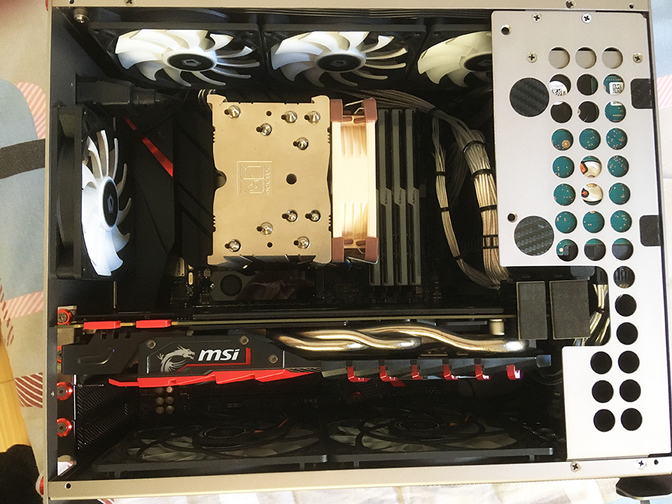 台式大机箱改小机箱,显卡大了怎么装小机箱