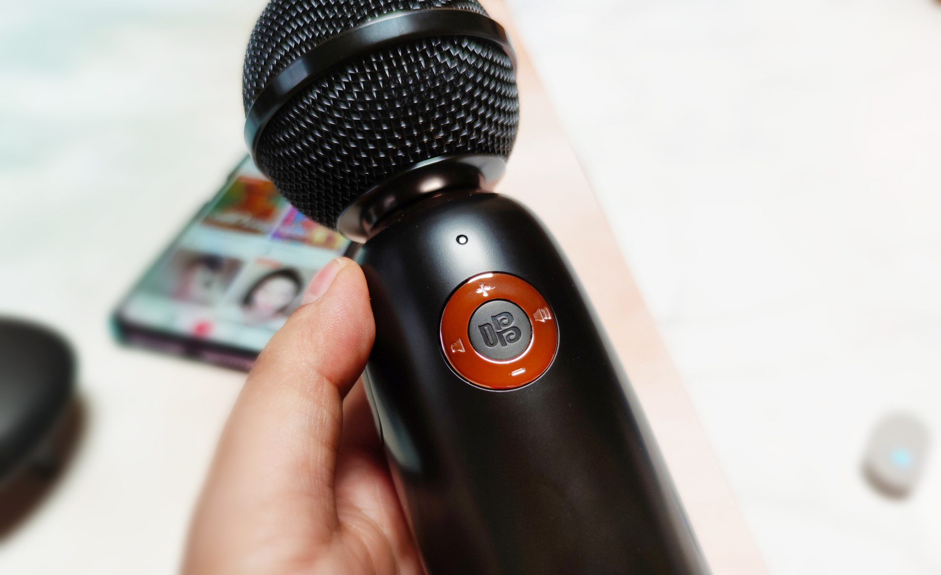 五音不全的唱歌发声技巧,五音不全的怎么用气息唱歌