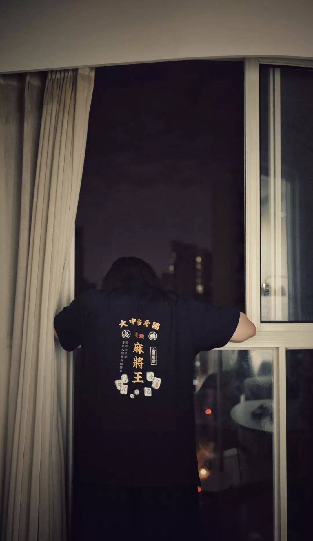 在机场睡觉24小时,在机场等待的6个小时