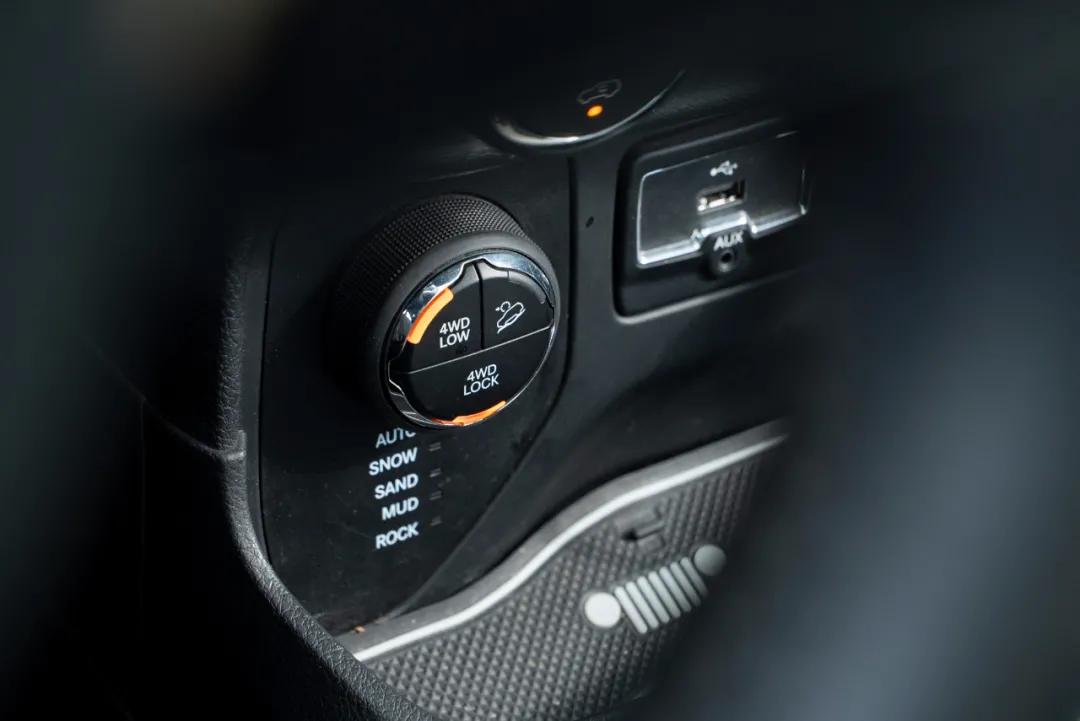 花十多万改音响真的值吗,花一万多改汽车音响值得吗