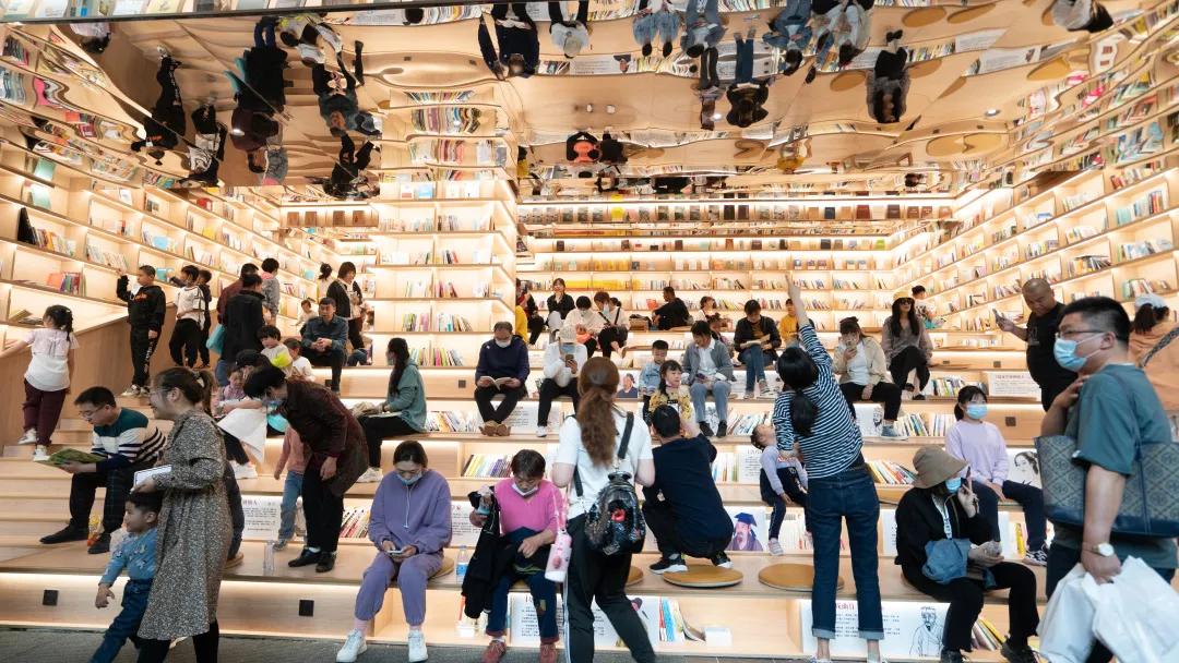 毕业旅行适合去的地方视频,毕业之旅去哪儿玩最好