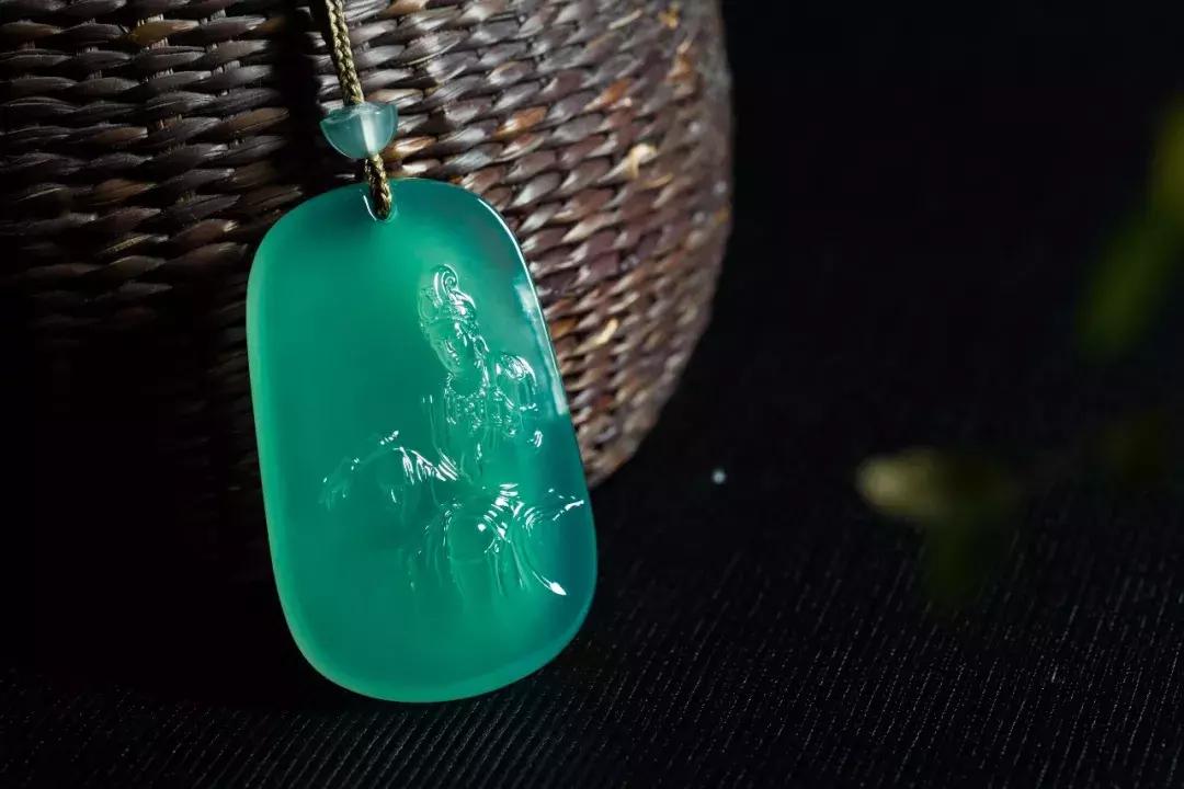 玉中极品之精美创意玉雕雅赏图片,翡翠艺术臻品