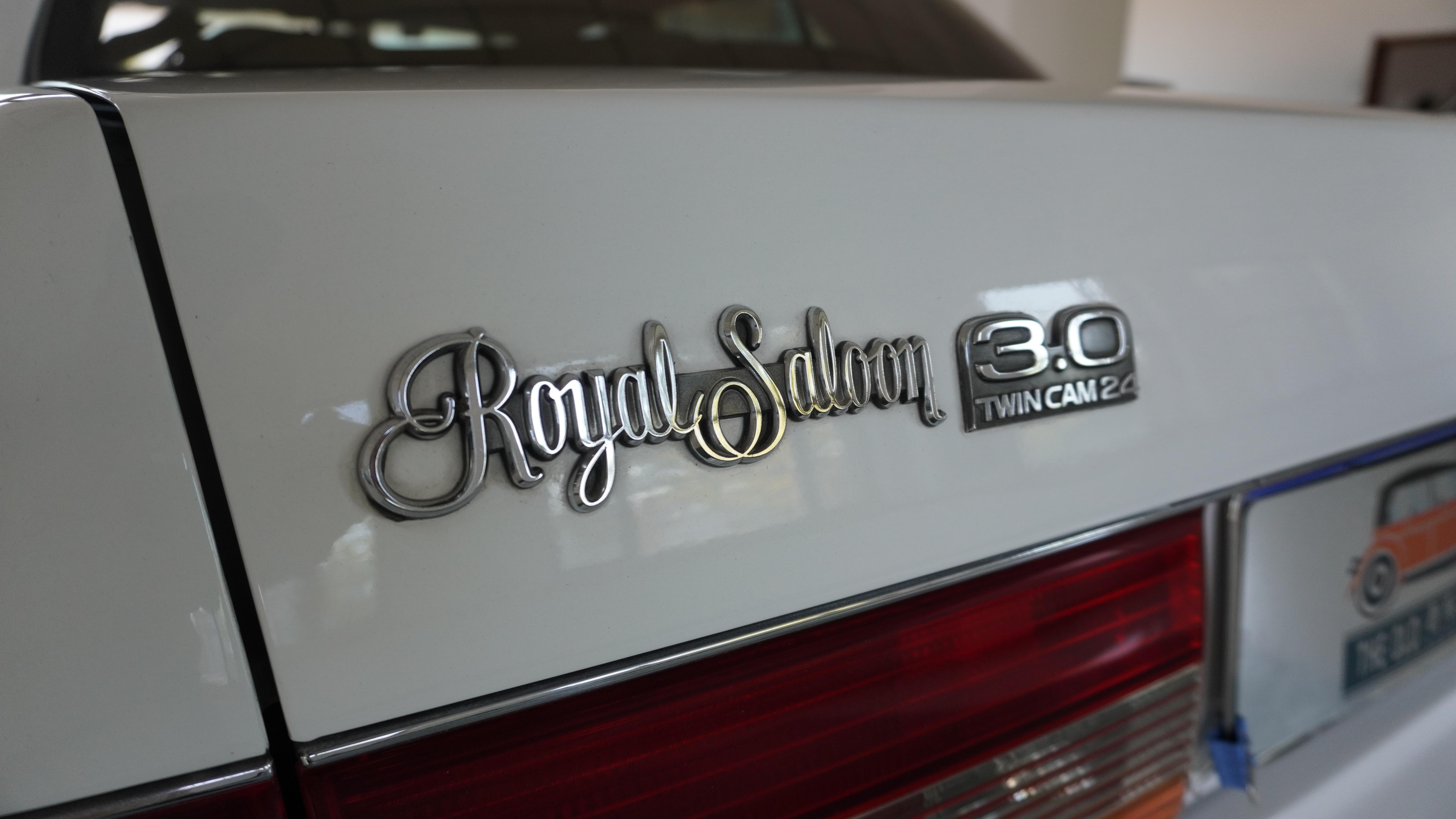 一个懂你的老友,2018款日本试驾丰田皇冠第15代