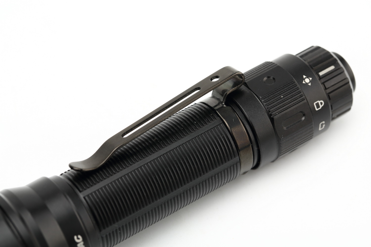 回归操作本质FENIXTK11TAC机械双模式战术电筒评测