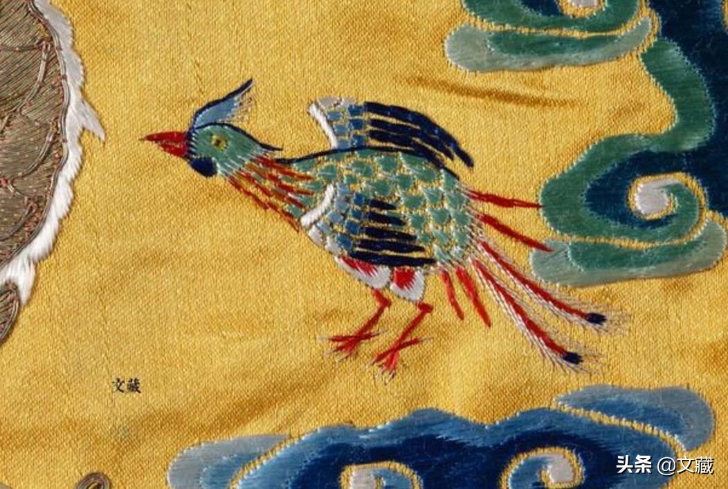 穿不起什么颜色的衣服,穿不了霸气的太后装