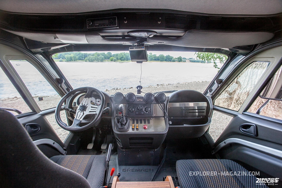 布雷诺奇霸天虎！全时四驱前后差速锁，硬汉都喜欢的房车