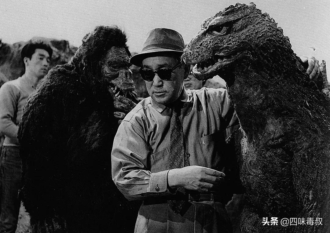 泽塔奥特曼为什么是奥特曼,泽塔奥特曼是新生代的吗